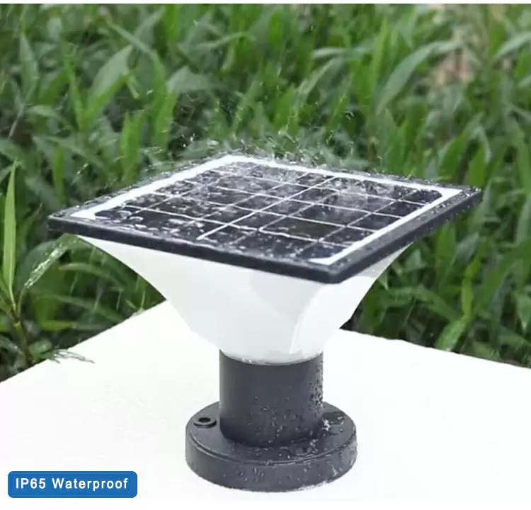 Solar Pillar Light detail