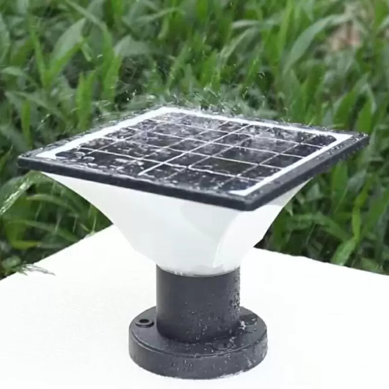 Solar Pillar Light detail
