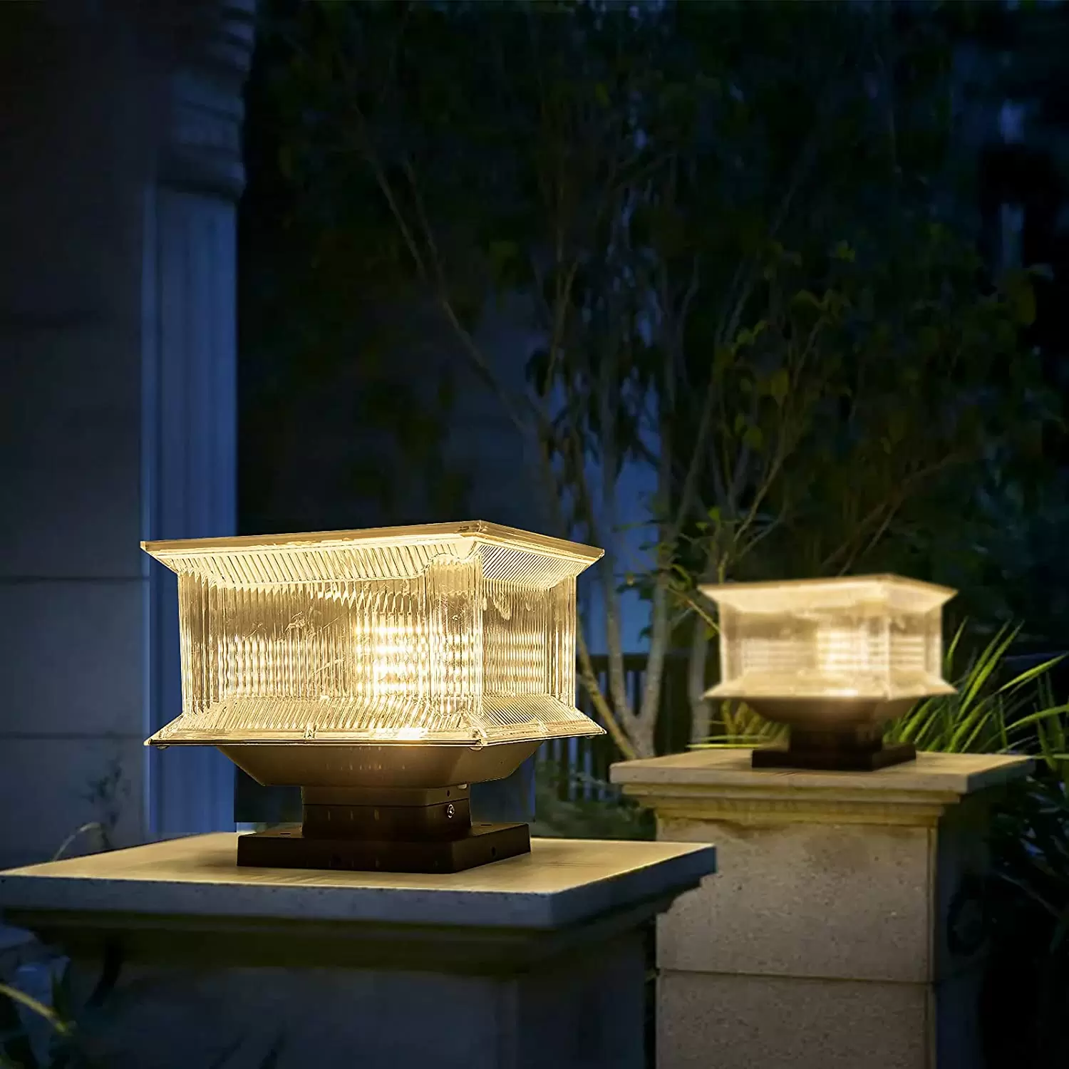 Solar Pillar Light