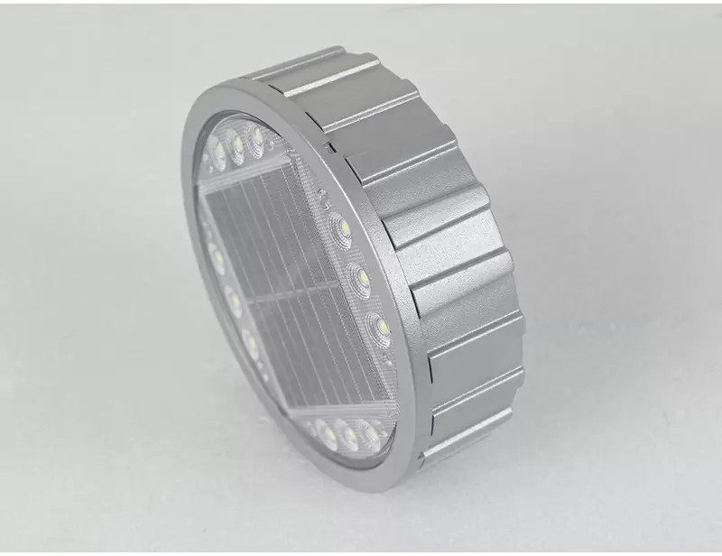Solar underground light detail