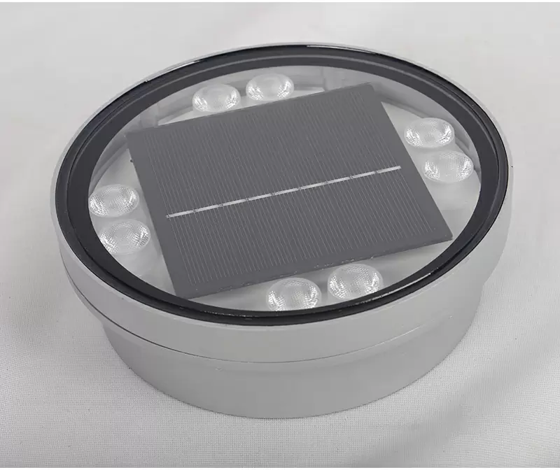 Solar buried light detail