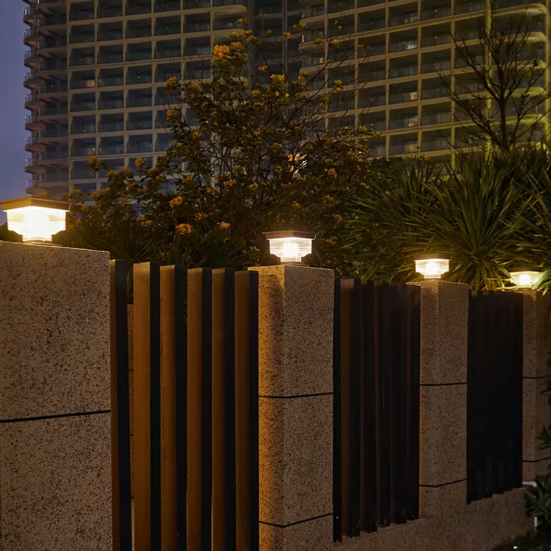 Solar Pillar Light thumbnail 2