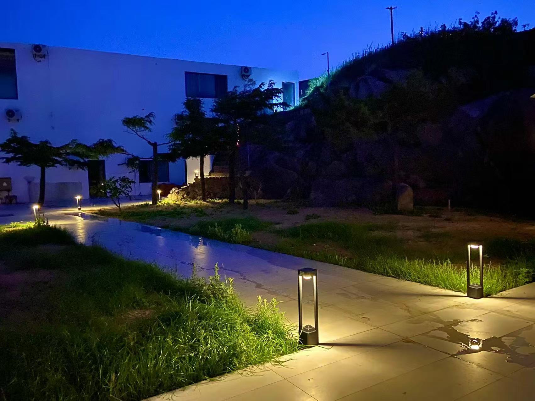 SG-6 Solar Lawn Light thumbnail 5