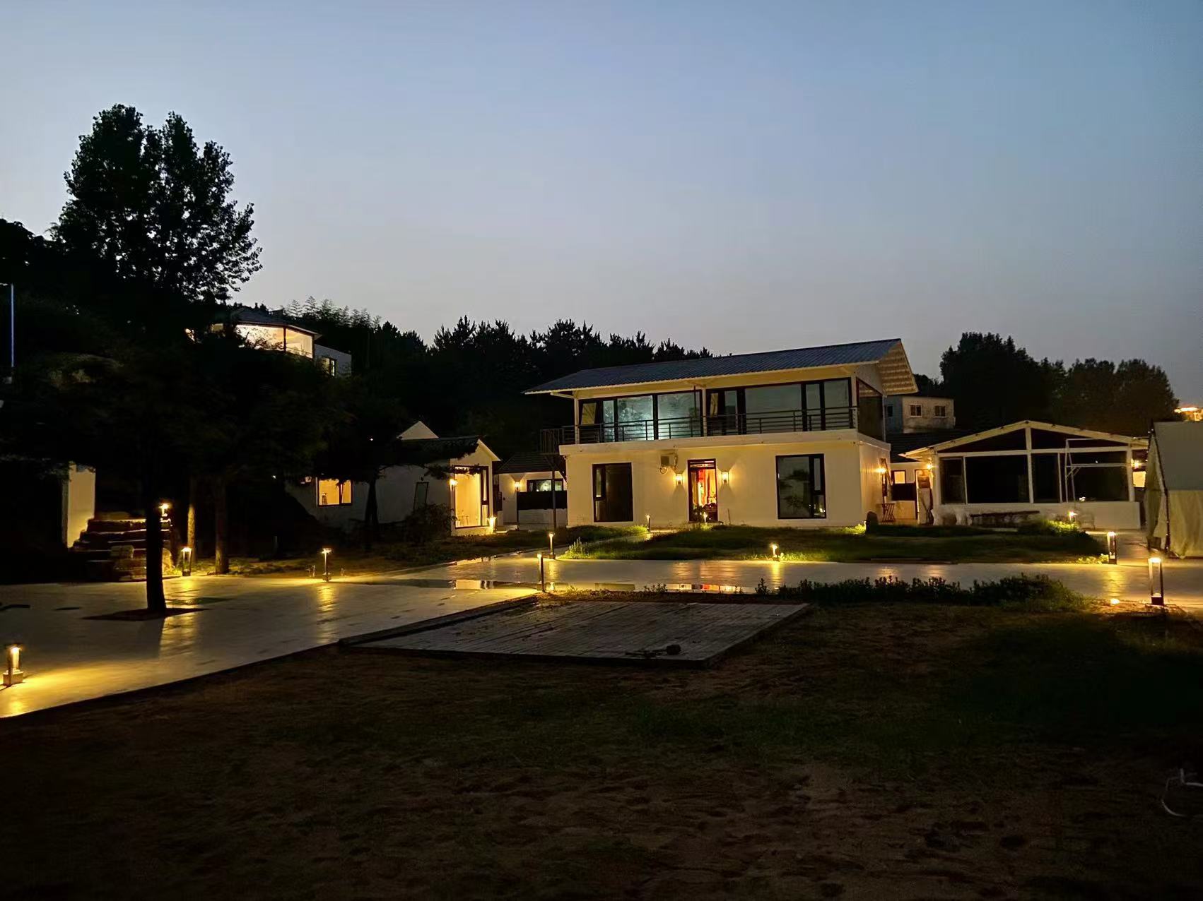 SG-6 Solar Lawn Light thumbnail 6