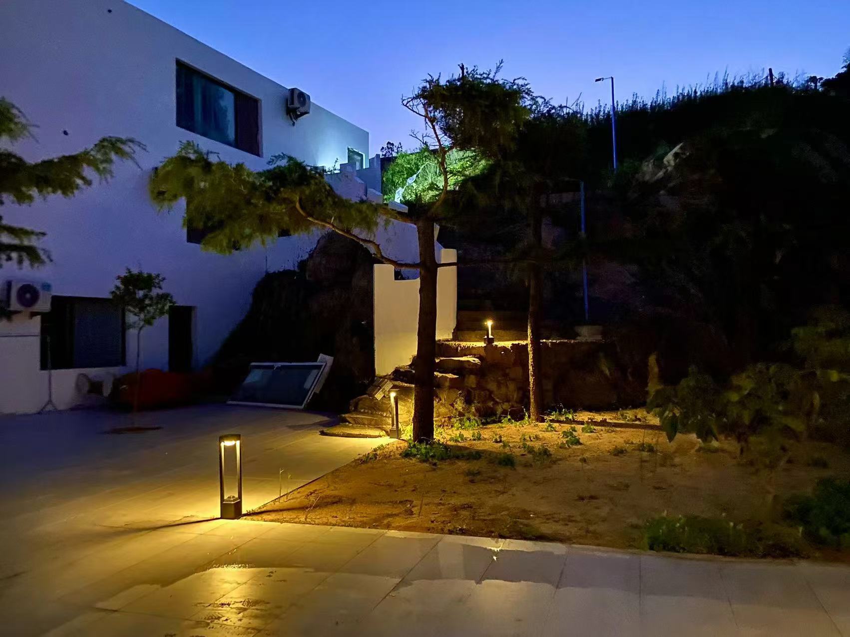 SG-6 Solar Lawn Light thumbnail 7